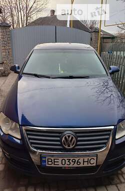 Седан Volkswagen Passat 2006 в Первомайську