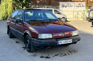 Седан Volkswagen Passat 1992 в Луцьку