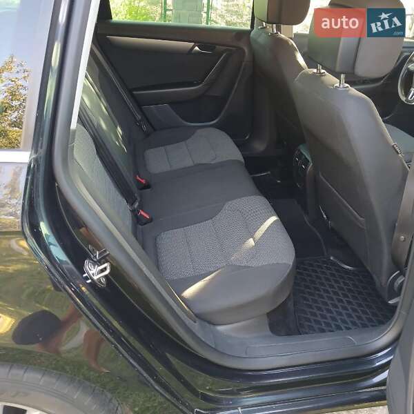 Універсал Volkswagen Passat 2011 в Львові