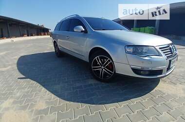 Універсал Volkswagen Passat 2007 в Житомирі