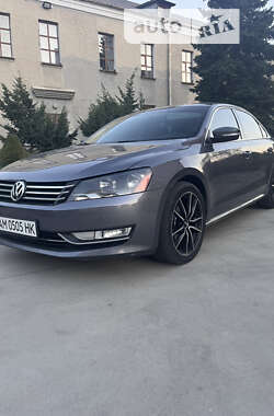 Седан Volkswagen Passat 2012 в Коростені