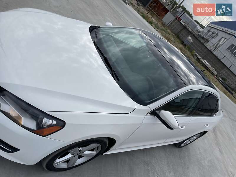 Седан Volkswagen Passat 2014 в Кременчуге