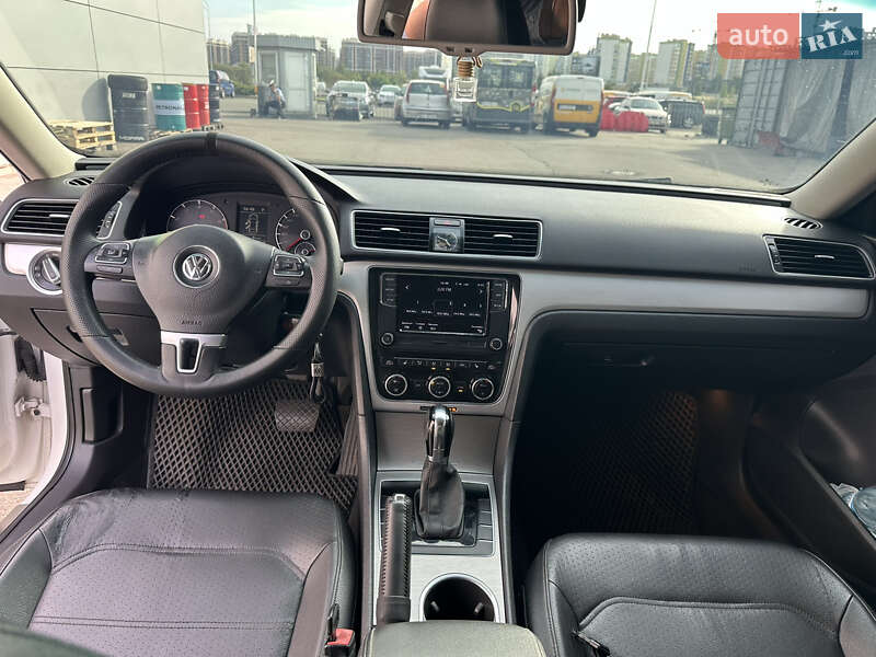 Седан Volkswagen Passat 2012 в Киеве фото 27 Седан Volkswagen Passat 2012 в Киеве