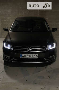 Седан Volkswagen Passat 2013 в Виннице