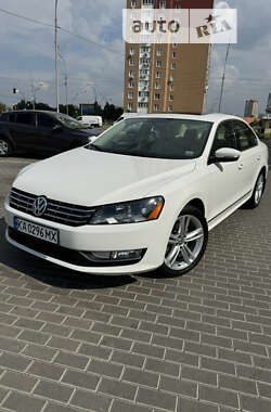 Седан Volkswagen Passat 2015 в Киеве