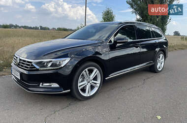 Універсал Volkswagen Passat 2015 в 