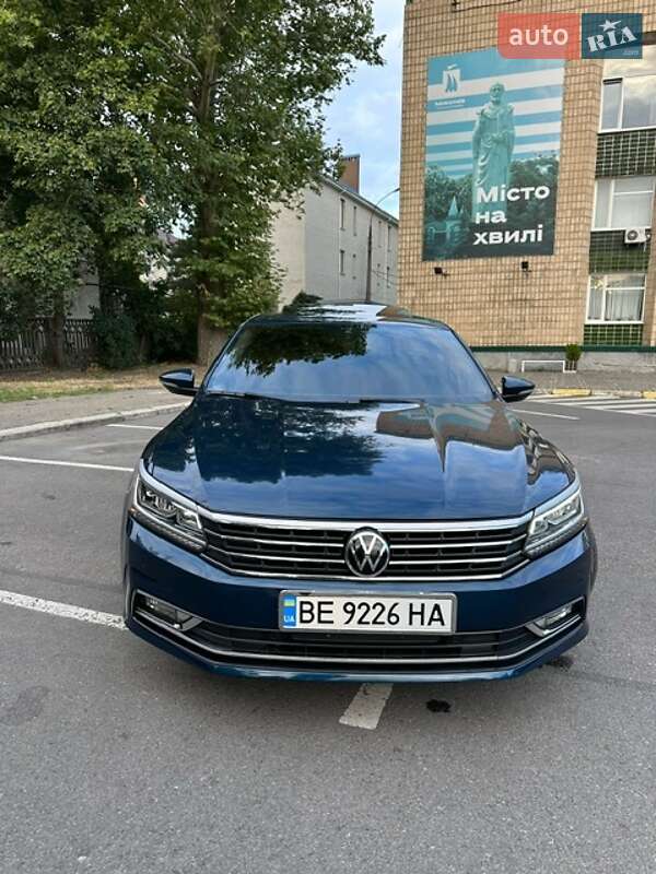 Седан Volkswagen Passat 2018 в Николаеве
