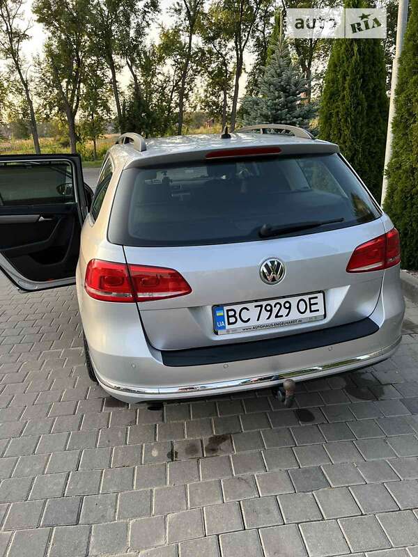 Універсал Volkswagen Passat 2011 в Самборі фото 2 Універсал Volkswagen Passat 2011 в Самборі