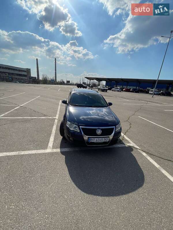 Універсал Volkswagen Passat 2007 в Дніпрі