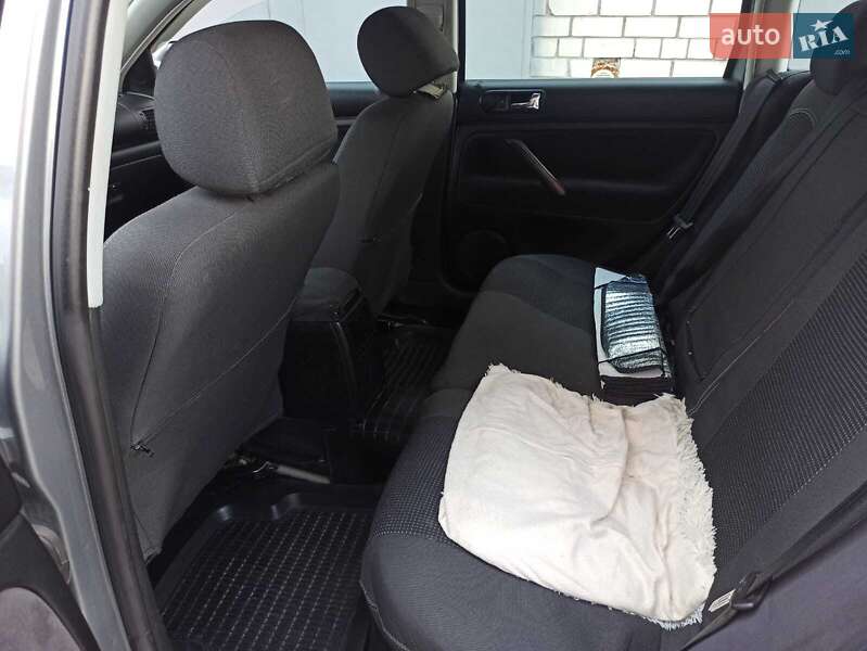 Универсал Volkswagen Passat 2003 в Чернигове фото 11 Универсал Volkswagen Passat 2003 в Чернигове