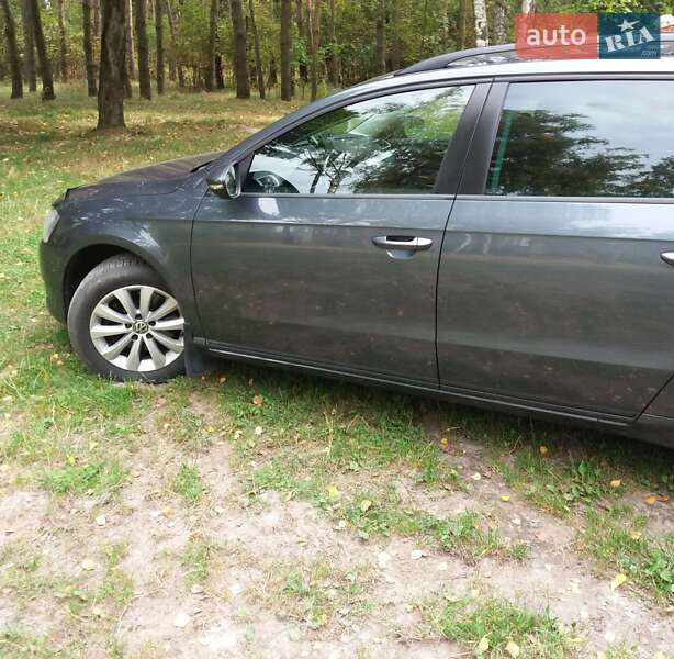 Универсал Volkswagen Passat 2013 в Черняхове фото 11 Универсал Volkswagen Passat 2013 в Черняхове