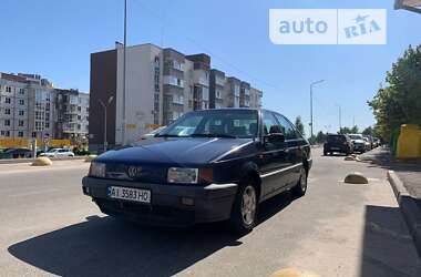 Седан Volkswagen Passat 1993 в Буче