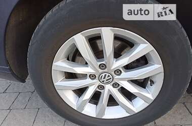 Универсал Volkswagen Passat 2017 в 