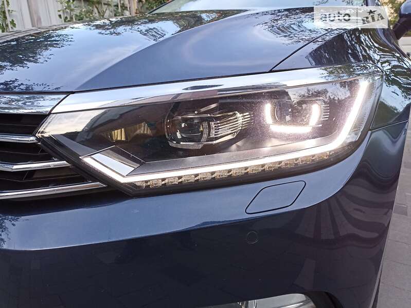 Універсал Volkswagen Passat 2017 в Львові