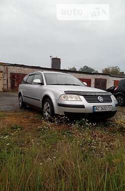 Универсал Volkswagen Passat 2004 в Ровно