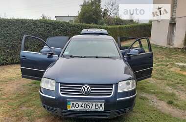 Седан Volkswagen Passat 2005 в Виноградове