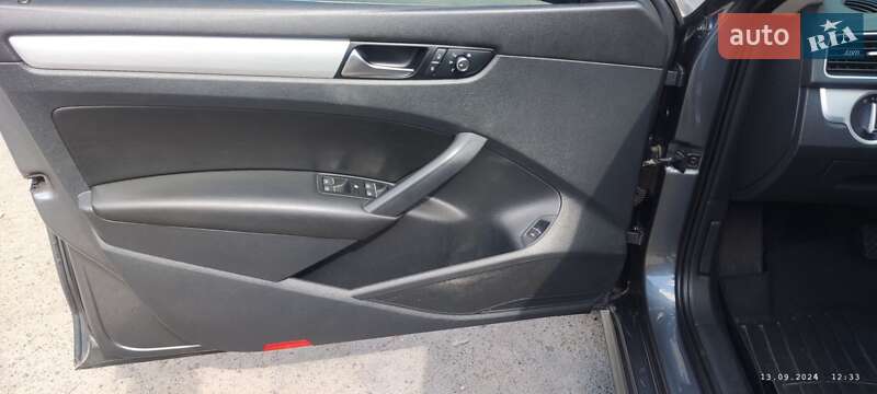 Седан Volkswagen Passat 2013 в Александрие