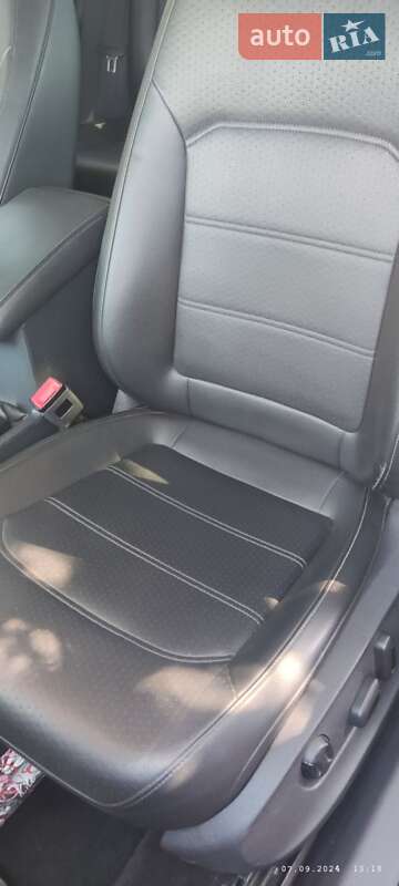 Седан Volkswagen Passat 2013 в Александрие