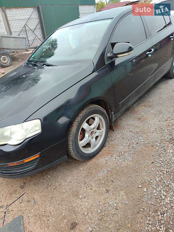Седан Volkswagen Passat 2005 в Вінниці