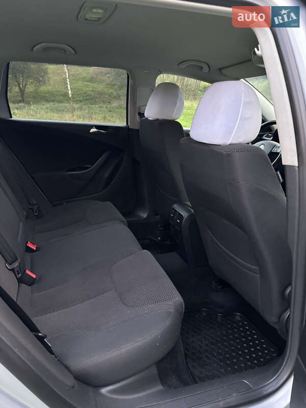 Универсал Volkswagen Passat 2006 в Самборе