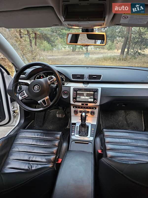 Универсал Volkswagen Passat 2012 в Павлограде фото 8 Универсал Volkswagen Passat 2012 в Павлограде