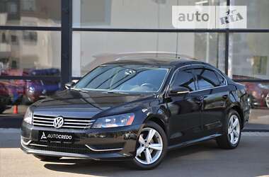 Седан Volkswagen Passat 2011 в Харькове