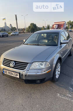 Седан Volkswagen Passat 2004 в Кривом Роге