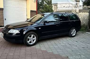 Универсал Volkswagen Passat 2003 в Млинове