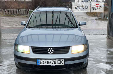 Универсал Volkswagen Passat 1999 в Борщеве