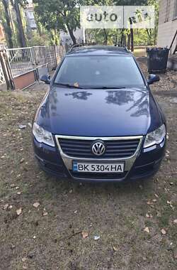 Универсал Volkswagen Passat 2008 в Березному