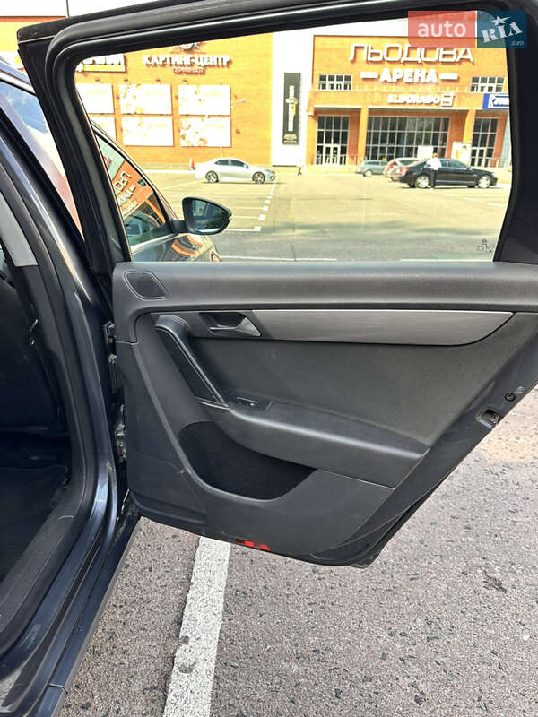 Универсал Volkswagen Passat 2010 в Броварах