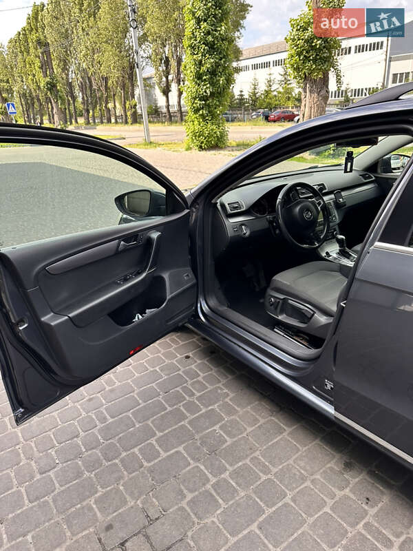 Универсал Volkswagen Passat 2010 в Броварах