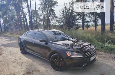 Седан Volkswagen Passat 2012 в Киеве