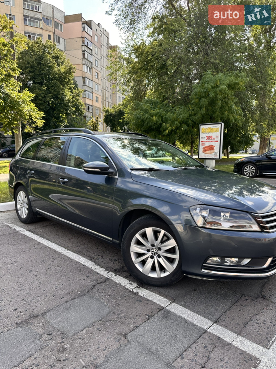 2010 Volkswagen Passat - мініатюра 12