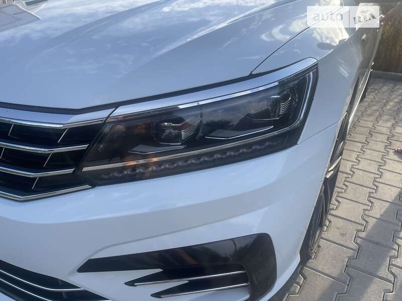 Volkswagen Passat 2016