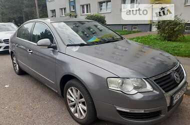 Седан Volkswagen Passat 2006 в Луцьку