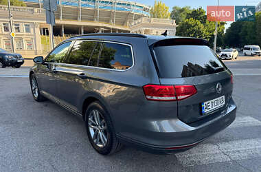 Универсал Volkswagen Passat 2015 в 