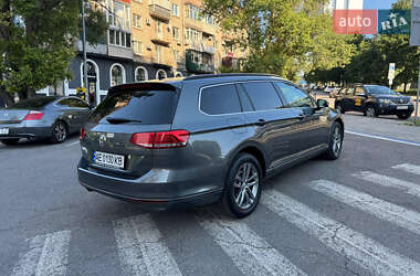 Универсал Volkswagen Passat 2015 в 