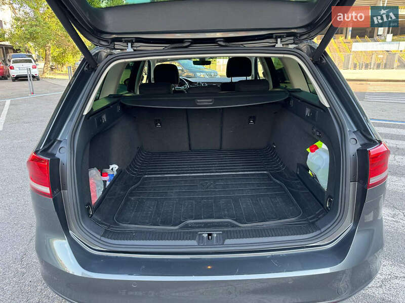 Универсал Volkswagen Passat 2015 в Днепре