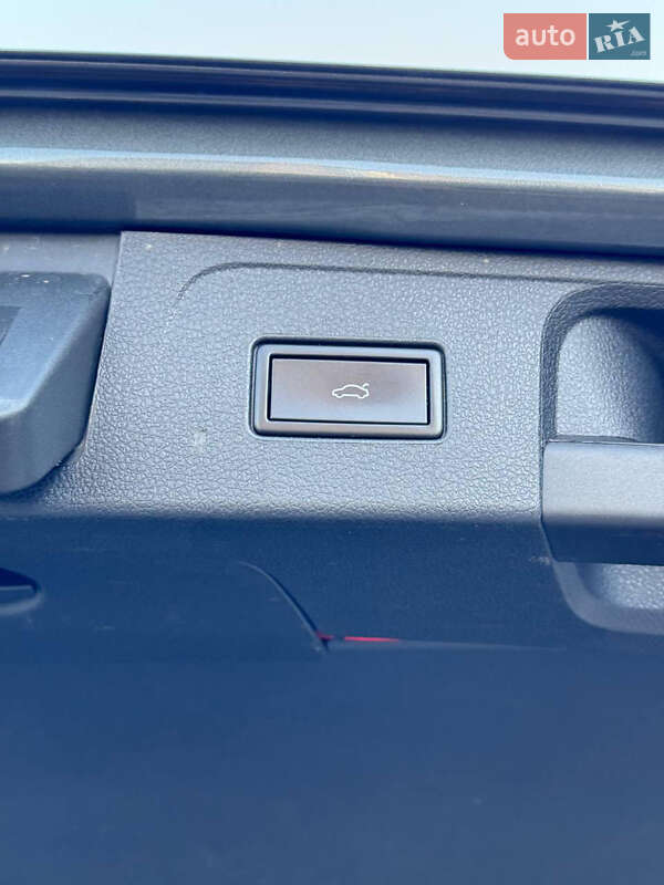 Универсал Volkswagen Passat 2015 в Днепре