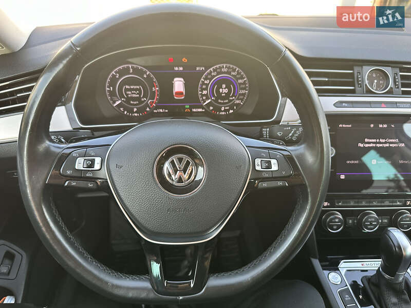 Универсал Volkswagen Passat 2018 в Львове