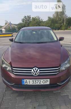 Седан Volkswagen Passat 2013 в Рокитному