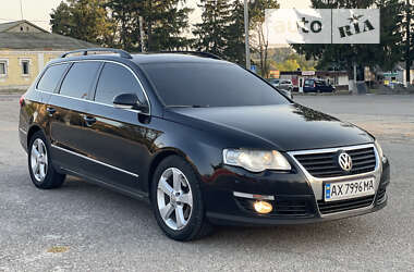 Універсал Volkswagen Passat 2008 в Харкові