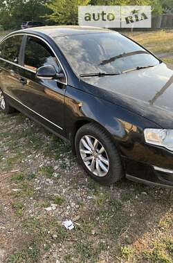 Седан Volkswagen Passat 2005 в Краматорске