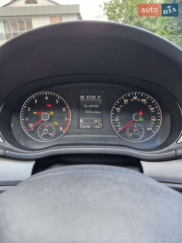 Седан Volkswagen Passat 2013 в Киеве