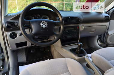 Універсал Volkswagen Passat 2002 в Дрогобичі