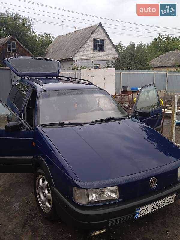 Универсал Volkswagen Passat 1992 в Чигирине фото 6 Универсал Volkswagen Passat 1992 в Чигирине
