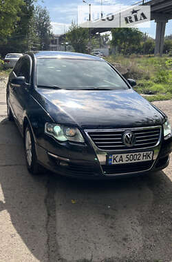 Седан Volkswagen Passat 2006 в Киеве