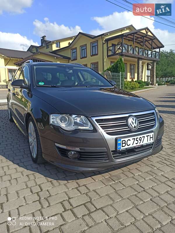 Універсал Volkswagen Passat 2008 в Миколаєві