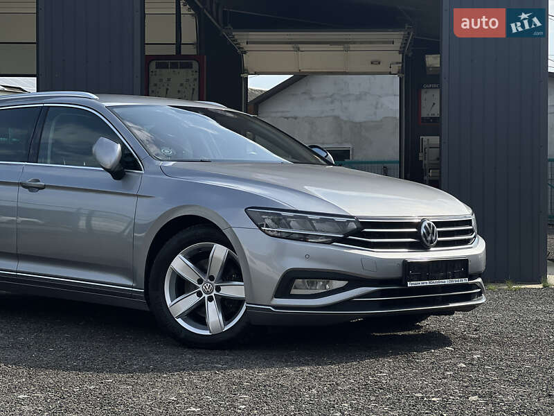Універсал Volkswagen Passat 2019 в Ужгороді
